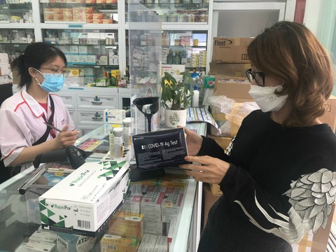 Ca mắc tăng liên tục, các tỉnh thành dịch nóng nhất tăng cường biện pháp đối phó - Ảnh 1. Ca mắc tăng liên tục, các tỉnh thành dịch nóng nhất tăng cường biện pháp đối phó - Ảnh 1.