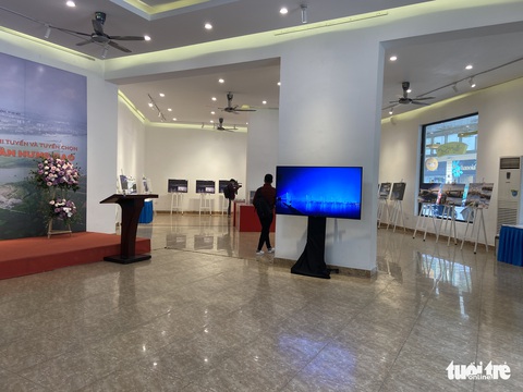Hà Nội mở triển lãm phương án kiến trúc cầu Trần Hưng Đạo - Ảnh 6. Hà Nội mở triển lãm phương án kiến trúc cầu Trần Hưng Đạo - Ảnh 6.