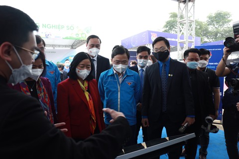 Tháng thanh niên đảm nhận việc mới: Chăm sóc F0 có hoàn cảnh neo đơn - Ảnh 1. Tháng thanh niên đảm nhận việc mới: Chăm sóc F0 có hoàn cảnh neo đơn - Ảnh 1.