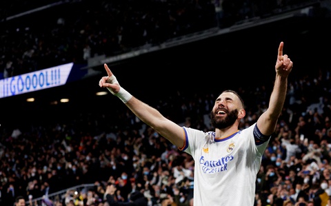 Benzema lập hat-trick, Real loại PSG khỏi Champions League - Ảnh 2. Benzema lập hat-trick, Real loại PSG khỏi Champions League - Ảnh 2.