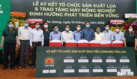 Lộc Trời tổ chức liên kết bao tiêu 2 triệu tấn lúa - Ảnh 1. Lộc Trời tổ chức liên kết bao tiêu 2 triệu tấn lúa - Ảnh 1.