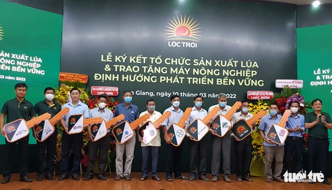 Lộc Trời tổ chức liên kết bao tiêu 2 triệu tấn lúa - Ảnh 2. Lộc Trời tổ chức liên kết bao tiêu 2 triệu tấn lúa - Ảnh 2.