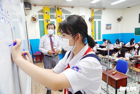 TP.HCM: Sẽ đề xuất thi 3 môn vào lớp 10 - Ảnh 1. TP.HCM: Sẽ đề xuất thi 3 môn vào lớp 10 - Ảnh 1.