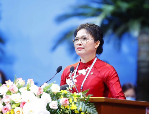 Phụ nữ là nhân tố đặc biệt quan trọng, xây dựng gia đình no ấm, bình đẳng, tiến bộ - Ảnh 3. Phụ nữ là nhân tố đặc biệt quan trọng, xây dựng gia đình no ấm, bình đẳng, tiến bộ - Ảnh 3.