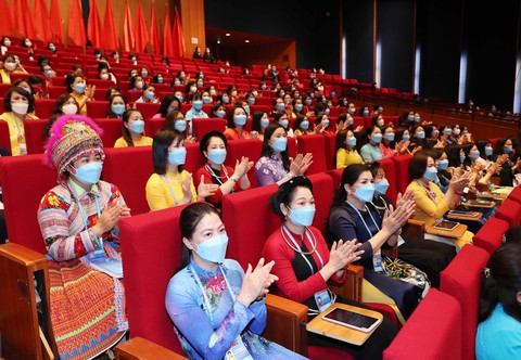 Phụ nữ là nhân tố đặc biệt quan trọng, xây dựng gia đình no ấm, bình đẳng, tiến bộ - Ảnh 1. Phụ nữ là nhân tố đặc biệt quan trọng, xây dựng gia đình no ấm, bình đẳng, tiến bộ - Ảnh 1.
