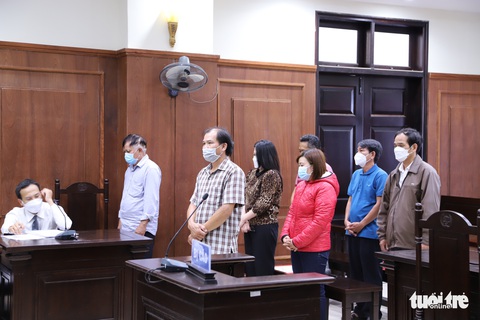 Xử phúc thẩm vụ lộ đề thi công chức ở Phú Yên: bác kháng cáo của 9 bị cáo - Ảnh 1. Xử phúc thẩm vụ lộ đề thi công chức ở Phú Yên: bác kháng cáo của 9 bị cáo - Ảnh 1.