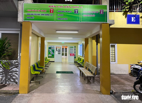 Bé gái 3 tuổi bị đinh găm vào đầu đã qua đời - Ảnh 1. Bé gái 3 tuổi bị đinh găm vào đầu đã qua đời - Ảnh 1.