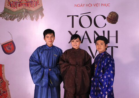 Đặc sắc ngày hội tôn vinh Việt phục - Ảnh 4. Đặc sắc ngày hội tôn vinh Việt phục - Ảnh 4.