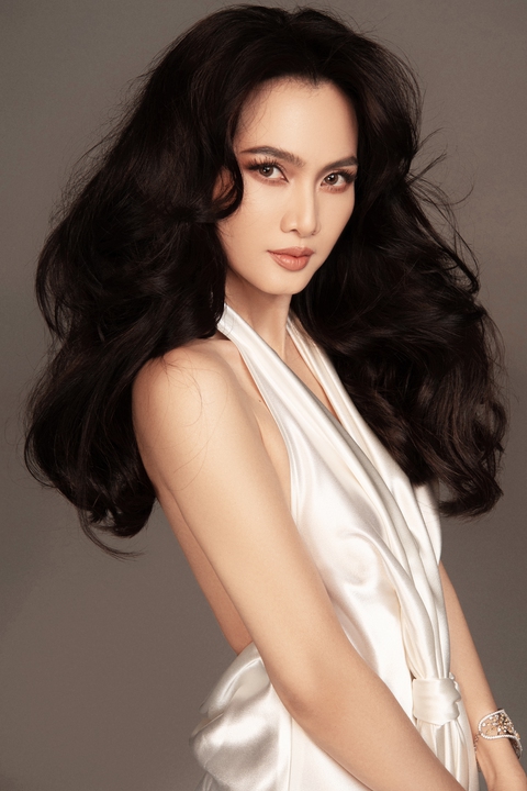 Nguyễn Văn Chung trải lòng về cuộc hôn nhân đổ vỡ, Anh Thư làm huấn luyện viên The Face Vietnam - Ảnh 3. Nguyễn Văn Chung trải lòng về cuộc hôn nhân đổ vỡ, Anh Thư làm huấn luyện viên The Face Vietnam - Ảnh 3.