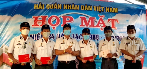 Luôn nhớ đồng đội hy sinh bảo vệ Gạc Ma - Ảnh 6. Luôn nhớ đồng đội hy sinh bảo vệ Gạc Ma - Ảnh 6.