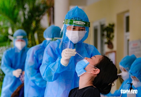 Tin sáng 15-3: TP.HCM số trẻ mắc COVID-19 tăng vọt, ca nặng và tử vong tăng nhẹ - Ảnh 1. Tin sáng 15-3: TP.HCM số trẻ mắc COVID-19 tăng vọt, ca nặng và tử vong tăng nhẹ - Ảnh 1.