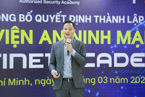 HUTECH hợp tác cùng Fortinet đào tạo an ninh mạng cho sinh viên - Ảnh 2. HUTECH hợp tác cùng Fortinet đào tạo an ninh mạng cho sinh viên - Ảnh 2.
