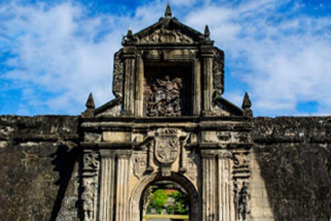 Philippines mở cửa đón khách du lịch đã tiêm phòng đầy đủ bắt đầu từ tháng 2 - Ảnh 2. Philippines mở cửa đón khách du lịch đã tiêm phòng đầy đủ bắt đầu từ tháng 2 - Ảnh 2.