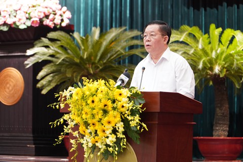 Trưởng Ban Tuyên giáo Trung ương: Học tập nghị quyết phải trở thành việc thường xuyên, trọng tâm - Ảnh 1. Trưởng Ban Tuyên giáo Trung ương: Học tập nghị quyết phải trở thành việc thường xuyên, trọng tâm - Ảnh 1.