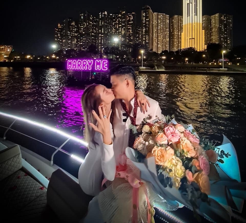 Sản phẩm mới của Binz gây tranh cãi; Mỹ Tâm song ca cùng Thịnh Suy, Khắc Hưng, Vũ - Ảnh 5. Sản phẩm mới của Binz gây tranh cãi; Mỹ Tâm song ca cùng Thịnh Suy, Khắc Hưng, Vũ - Ảnh 5.