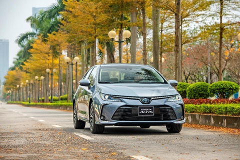 Corolla Altis - hành trình lấy lại phong độ dẫn đầu phân khúc - Ảnh 3. Corolla Altis - hành trình lấy lại phong độ dẫn đầu phân khúc - Ảnh 3.