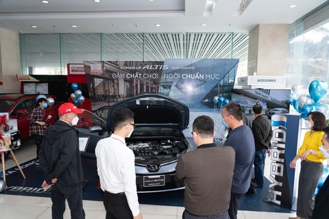 Corolla Altis - hành trình lấy lại phong độ dẫn đầu phân khúc - Ảnh 4. Corolla Altis - hành trình lấy lại phong độ dẫn đầu phân khúc - Ảnh 4.