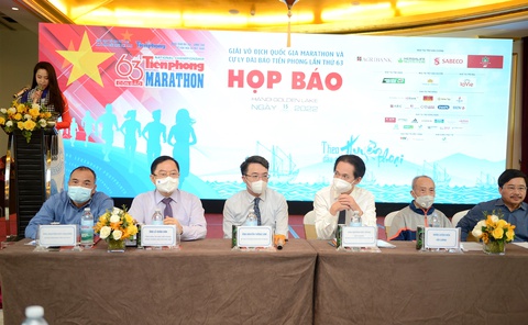 3.700 vận động viên chạy tại giải Tiền Phong Marathon Côn Đảo 2022 - Ảnh 2. 3.700 vận động viên chạy tại giải Tiền Phong Marathon Côn Đảo 2022 - Ảnh 2.