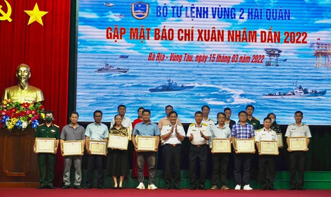 Bộ tư lệnh Vùng 2 Hải quân gặp mặt báo chí đầu năm 2022 - Ảnh 3. Bộ tư lệnh Vùng 2 Hải quân gặp mặt báo chí đầu năm 2022 - Ảnh 3.