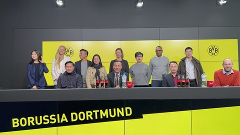 VFF thăm và làm việc với đại diện các CLB tại Bundesliga - Ảnh 1. VFF thăm và làm việc với đại diện các CLB tại Bundesliga - Ảnh 1.