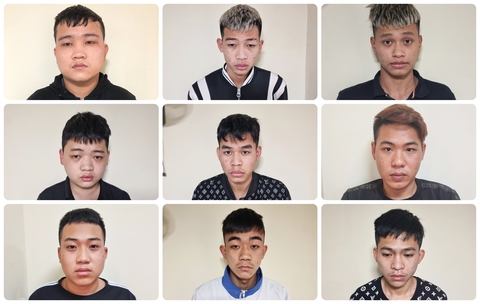 Đuổi chém nhau trên đường phố Hải Phòng, 9 thanh niên bị tạm giữ - Ảnh 2. Đuổi chém nhau trên đường phố Hải Phòng, 9 thanh niên bị tạm giữ - Ảnh 2.