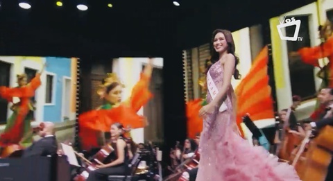 Đỗ Thị Hà dừng chân ở top 13 Miss World lần thứ 70 - Ảnh 4. Đỗ Thị Hà dừng chân ở top 13 Miss World lần thứ 70 - Ảnh 4.