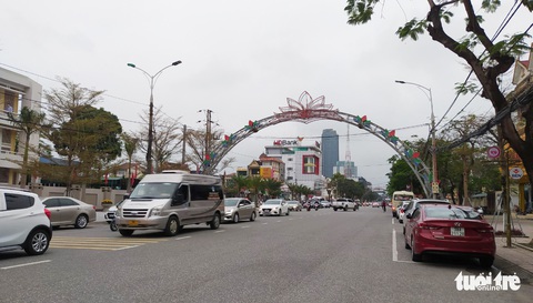 Vì sao người dân Nghệ An, Hà Tĩnh ‘đua nhau’ mua xế hộp? - Ảnh 4. Vì sao người dân Nghệ An, Hà Tĩnh ‘đua nhau’ mua xế hộp? - Ảnh 4.