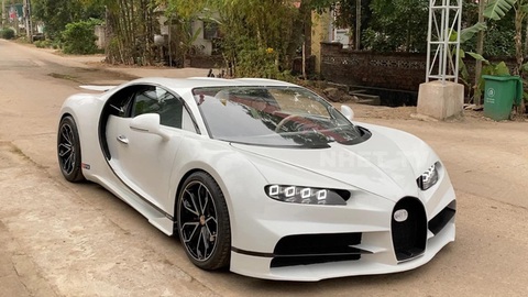 Bugatti Chiron tự chế của nhóm bạn Quảng Ninh lột xác, xếp cạnh Kia Cerato cho thấy kích thước thật - Ảnh 1. Bugatti Chiron tự chế của nhóm bạn Quảng Ninh lột xác, xếp cạnh Kia Cerato cho thấy kích thước thật - Ảnh 1.
