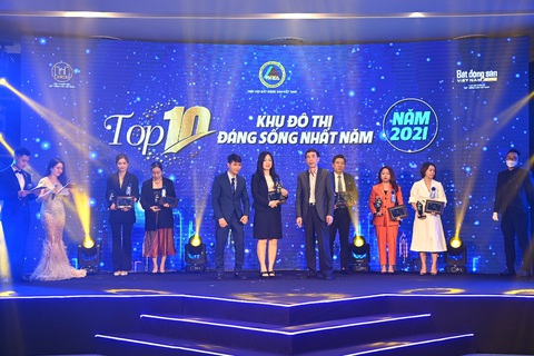 Van Phuc City nhận 2 danh hiệu bất động sản dẫn đầu 2021 - 2022 - Ảnh 1. Van Phuc City nhận 2 danh hiệu bất động sản dẫn đầu 2021 - 2022 - Ảnh 1.