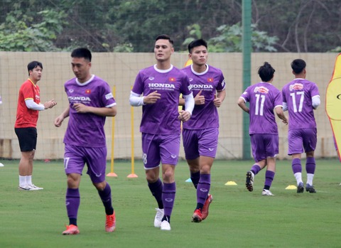 Chấn thương của các tuyển thủ: Cơ hội thử nghiệm người mới - Ảnh 1. Chấn thương của các tuyển thủ: Cơ hội thử nghiệm người mới - Ảnh 1.