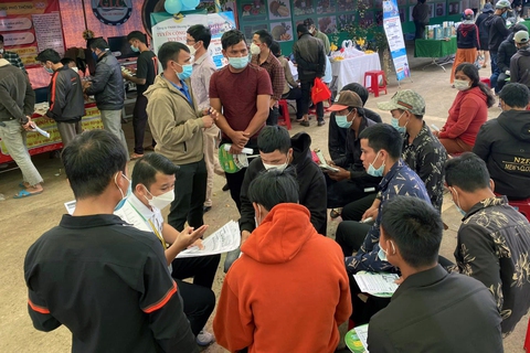 Làm gì để giải bài toán thiếu hụt lao động? - Ảnh 1. Làm gì để giải bài toán thiếu hụt lao động? - Ảnh 1.
