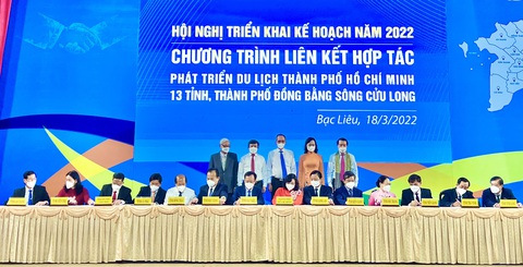 Phát động mở cửa lại du lịch trong điều kiện bình thường mới - Ảnh 1. Phát động mở cửa lại du lịch trong điều kiện bình thường mới - Ảnh 1.