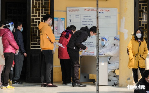 Tin sáng 18-3: Mỗi ngày hàng trăm ngàn ca, vắc xin COVID-19 hiện nay có hiệu quả ngừa Omicron? - Ảnh 3. Tin sáng 18-3: Mỗi ngày hàng trăm ngàn ca, vắc xin COVID-19 hiện nay có hiệu quả ngừa Omicron? - Ảnh 3.