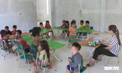 Hàng chục giáo viên mầm non ở vùng cao Thanh Hóa gần 3 tháng không có lương - Ảnh 1. Hàng chục giáo viên mầm non ở vùng cao Thanh Hóa gần 3 tháng không có lương - Ảnh 1.