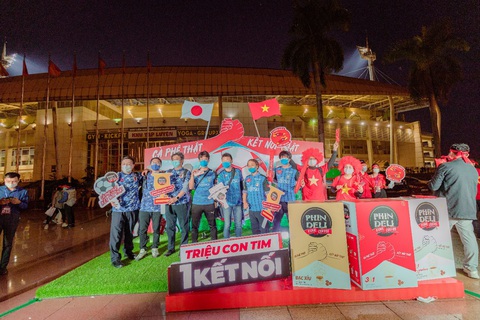 PhinDeli là đối tác tài trợ chính thức tại vòng loại thứ 3 World Cup 2022 - Ảnh 2. PhinDeli là đối tác tài trợ chính thức tại vòng loại thứ 3 World Cup 2022 - Ảnh 2.