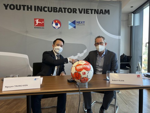 U17 Việt Nam sang Đức đối đầu với đội trẻ của Dortmund, Monchengladbach - Ảnh 2. U17 Việt Nam sang Đức đối đầu với đội trẻ của Dortmund, Monchengladbach - Ảnh 2.
