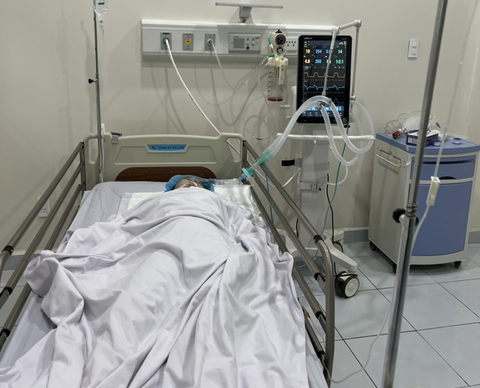 Bác sĩ trực tiếp phẫu thuật nâng ngực tại Bệnh viện 1A nói gì sau khi bệnh nhân tử vong? - Ảnh 1. Bác sĩ trực tiếp phẫu thuật nâng ngực tại Bệnh viện 1A nói gì sau khi bệnh nhân tử vong? - Ảnh 1.