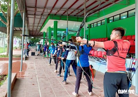 Công trình phục vụ SEA Games 31 còn... ngổn ngang - Ảnh 9. Công trình phục vụ SEA Games 31 còn... ngổn ngang - Ảnh 9.