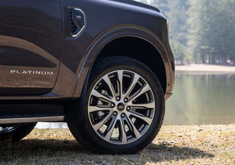 Ford Everest thế hệ mới ra mắt toàn cầu: 3 phiên bản đậm đặc công nghệ, sớm bán tại Việt Nam - Ảnh 25. Ford Everest thế hệ mới ra mắt toàn cầu: 3 phiên bản đậm đặc công nghệ, sớm bán tại Việt Nam - Ảnh 25.