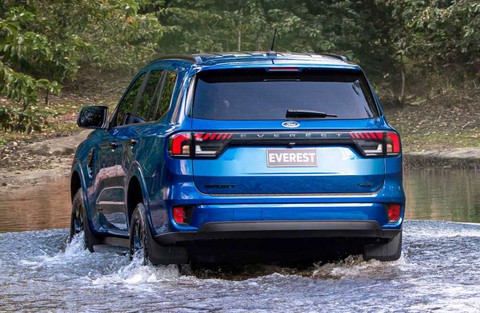 Ford Everest thế hệ mới ra mắt toàn cầu: 3 phiên bản đậm đặc công nghệ, sớm bán tại Việt Nam - Ảnh 5. Ford Everest thế hệ mới ra mắt toàn cầu: 3 phiên bản đậm đặc công nghệ, sớm bán tại Việt Nam - Ảnh 5.