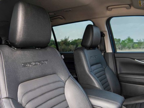 Ford Everest thế hệ mới ra mắt toàn cầu: 3 phiên bản đậm đặc công nghệ, sớm bán tại Việt Nam - Ảnh 7. Ford Everest thế hệ mới ra mắt toàn cầu: 3 phiên bản đậm đặc công nghệ, sớm bán tại Việt Nam - Ảnh 7.