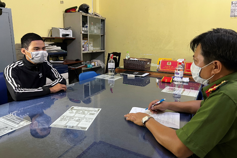 Khởi tố 5 bị can trong vụ nổ súng gây xôn xao dư luận ở Đồng Nai - Ảnh 1. Khởi tố 5 bị can trong vụ nổ súng gây xôn xao dư luận ở Đồng Nai - Ảnh 1.