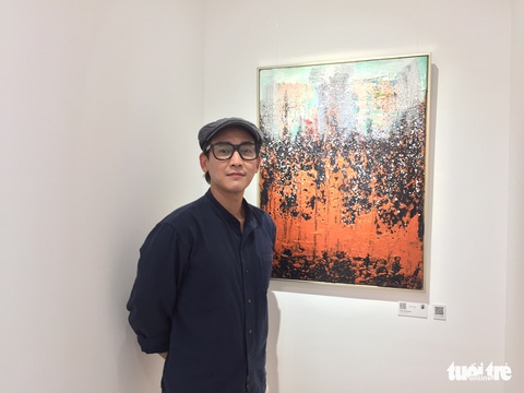 Hứa Vĩ Văn: Hội họa đã cứu rỗi tâm hồn tôi trong giai đoạn giãn cách - Ảnh 1. Hứa Vĩ Văn: Hội họa đã cứu rỗi tâm hồn tôi trong giai đoạn giãn cách - Ảnh 1.