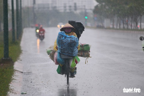 Đêm nay, vùng biển từ miền Trung đến miền Nam có mưa - Ảnh 1. Đêm nay, vùng biển từ miền Trung đến miền Nam có mưa - Ảnh 1.