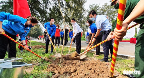 Thanh niên Hải Phòng ra quân hưởng ứng Ngày chủ nhật xanh toàn quốc lần thứ I - Ảnh 2. Thanh niên Hải Phòng ra quân hưởng ứng Ngày chủ nhật xanh toàn quốc lần thứ I - Ảnh 2.