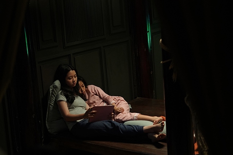 ‘Bóng đè’: Phim kinh dị vừa đủ để… giải trí - Ảnh 6. ‘Bóng đè’: Phim kinh dị vừa đủ để… giải trí - Ảnh 6.