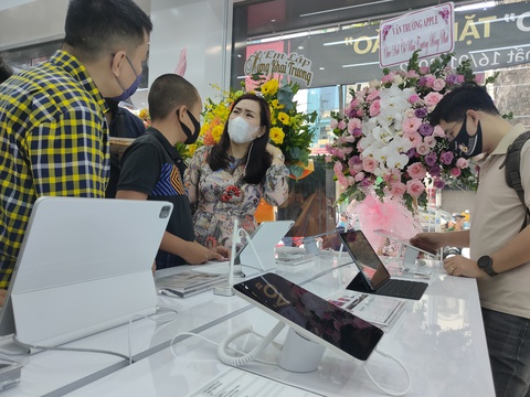 Ngạc nhiên khi sản phẩm Apple giảm giá tới hơn 6 triệu đồng - Ảnh 1. Ngạc nhiên khi sản phẩm Apple giảm giá tới hơn 6 triệu đồng - Ảnh 1.