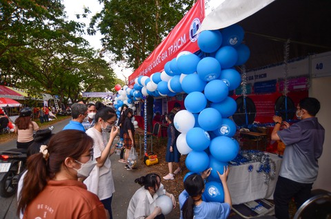 Khai hội tư vấn tuyển sinh tại Cần Thơ - Ảnh 1. Khai hội tư vấn tuyển sinh tại Cần Thơ - Ảnh 1.
