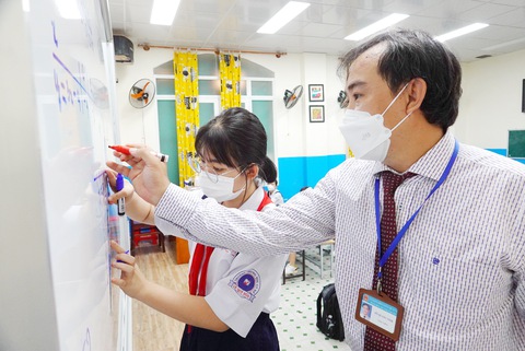 Chương trình lớp 10 mới: Hơn 100 tổ hợp môn học? - Ảnh 1. Chương trình lớp 10 mới: Hơn 100 tổ hợp môn học? - Ảnh 1.