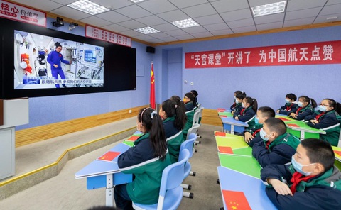 Nhóm phi hành gia Trung Quốc sẽ giảng bài từ trạm vũ trụ Thiên Cung - Ảnh 1. Nhóm phi hành gia Trung Quốc sẽ giảng bài từ trạm vũ trụ Thiên Cung - Ảnh 1.